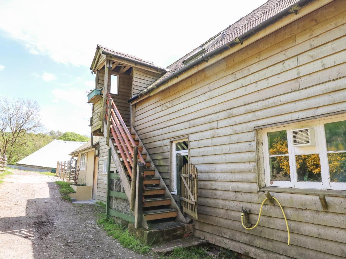 The Loft Apartment Llangunllo Exterior photo