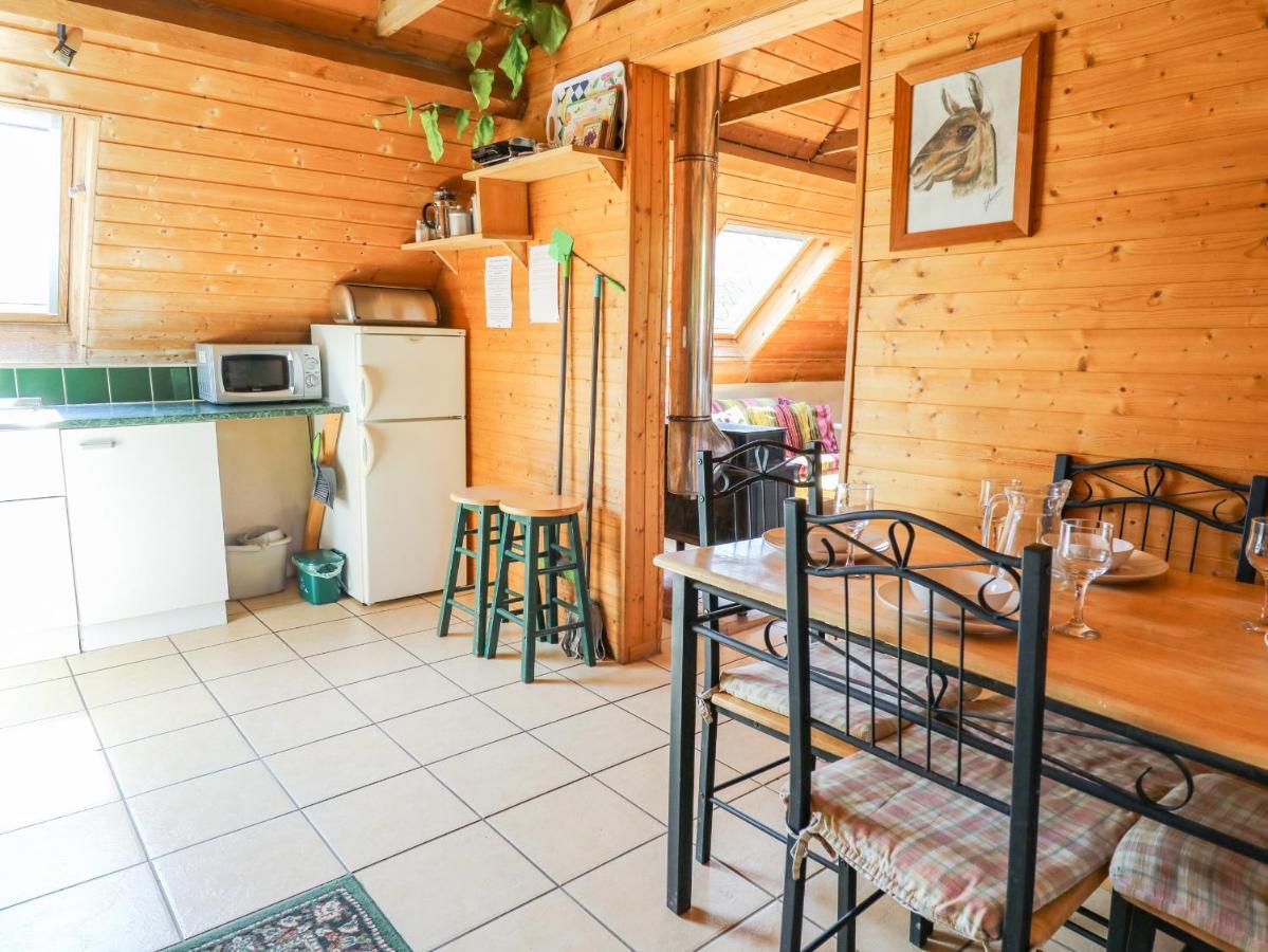 The Loft Apartment Llangunllo Exterior photo