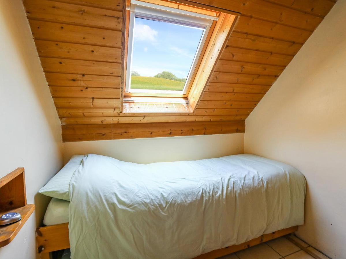 The Loft Apartment Llangunllo Exterior photo