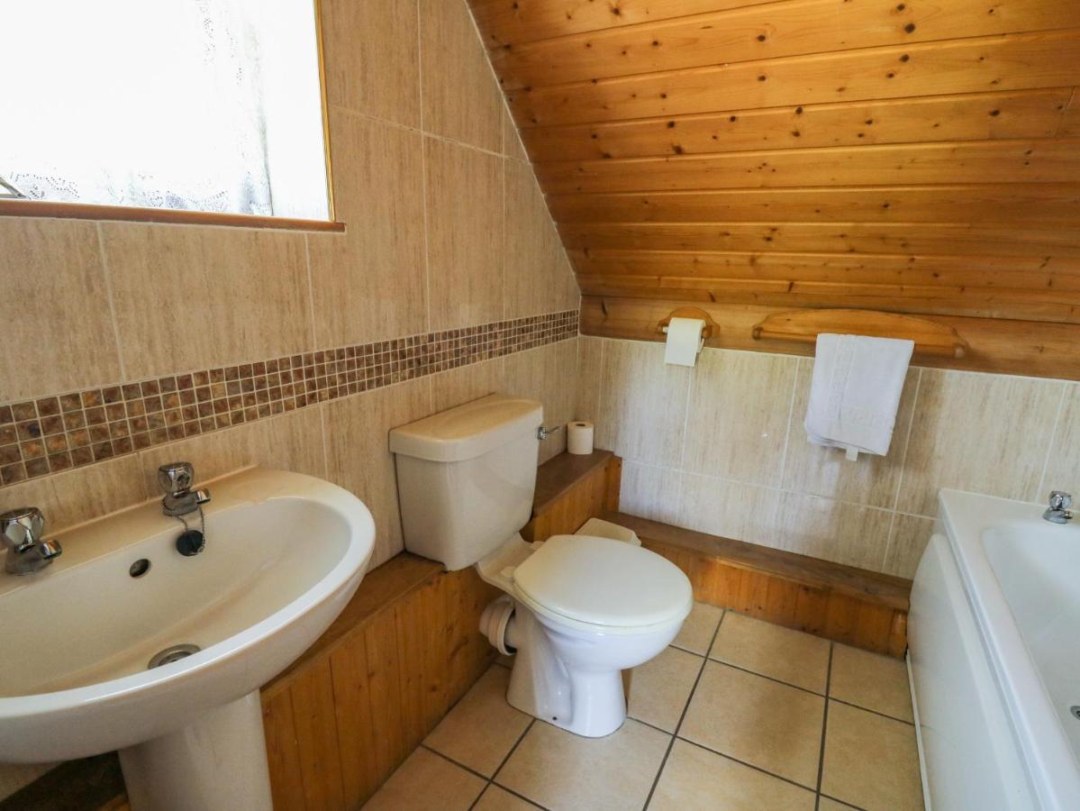 The Loft Apartment Llangunllo Exterior photo